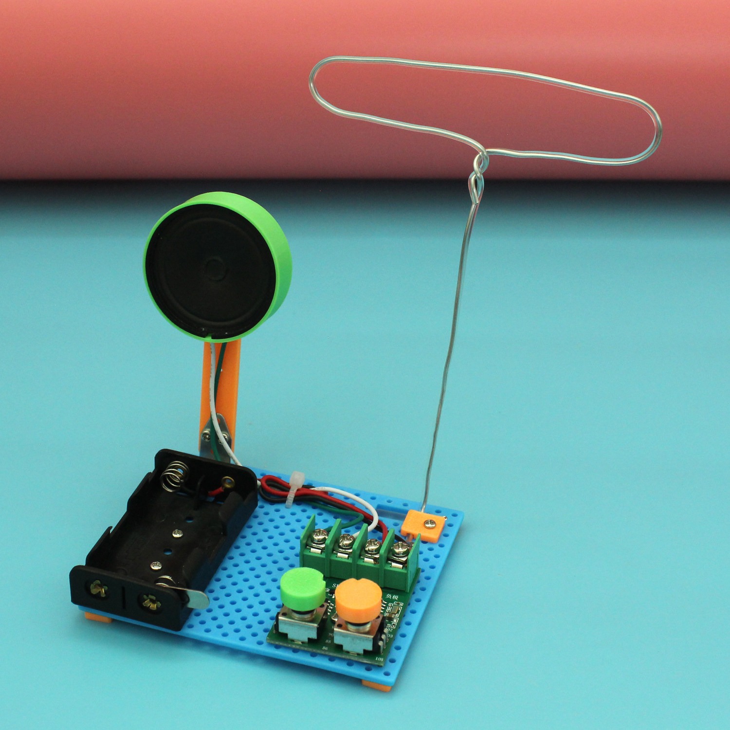 Kit de Radio FM Retro DIY sin  - Diy Electronics Projects For Students reseña y precio